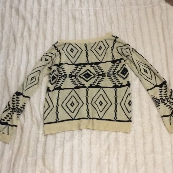 Aztec design sweater wide neck hippy boho top - Picture 6 of 6